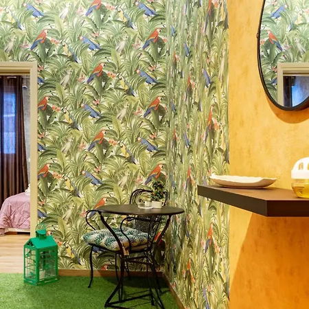 Easily Accessible Secure Ground Floor With Breakfast Items